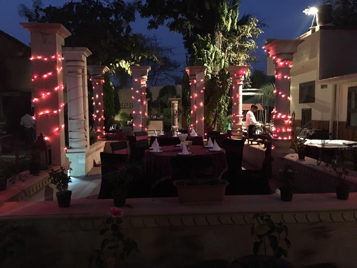 Awtar Mansion Bed and Breakfast Agra  Exteriör bild