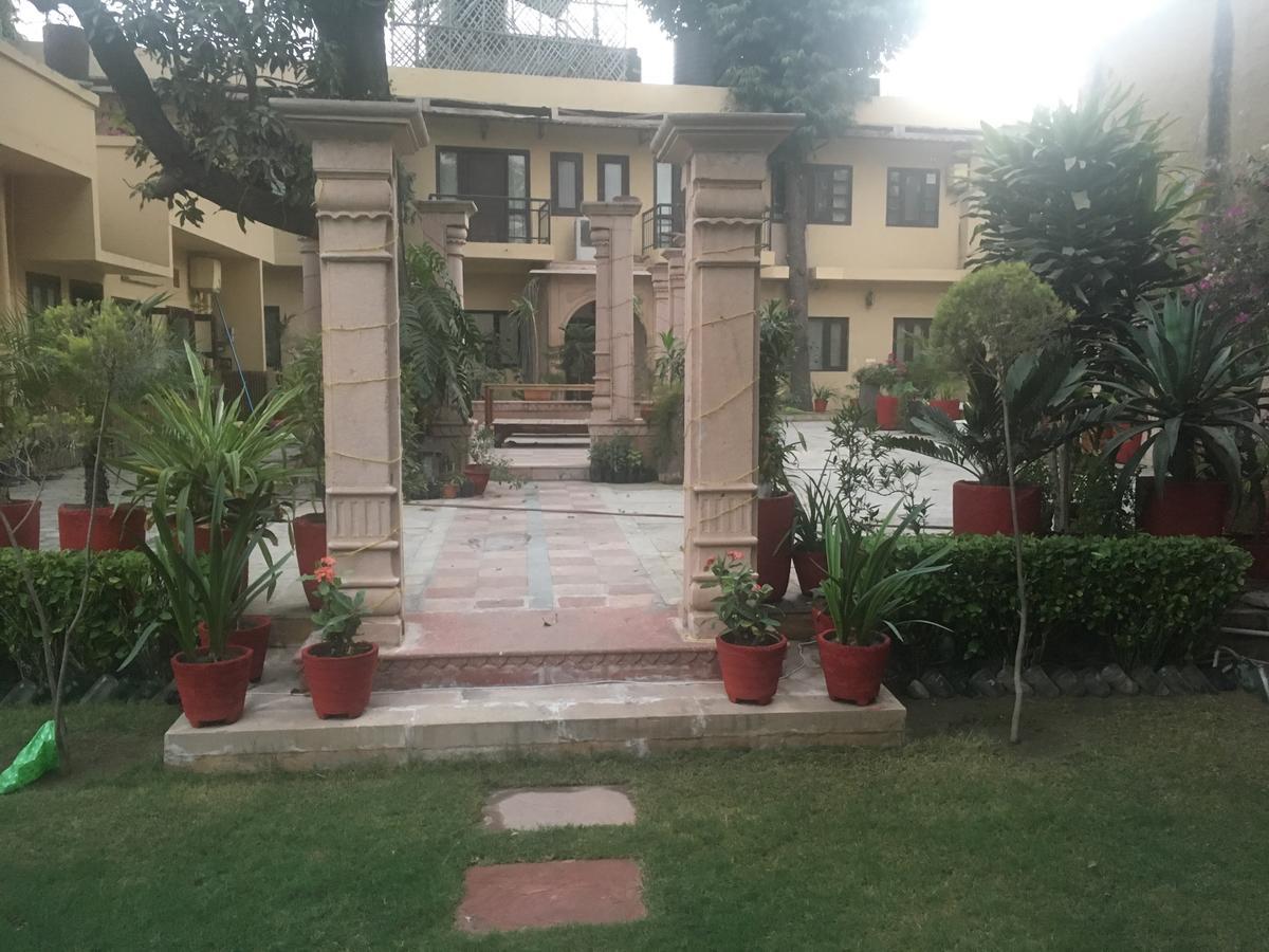 Awtar Mansion Bed and Breakfast Agra  Exteriör bild