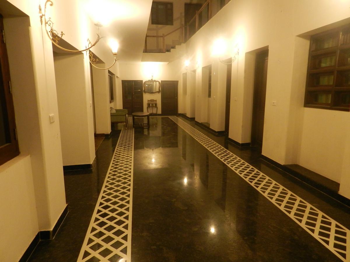 Awtar Mansion Bed and Breakfast Agra  Exteriör bild